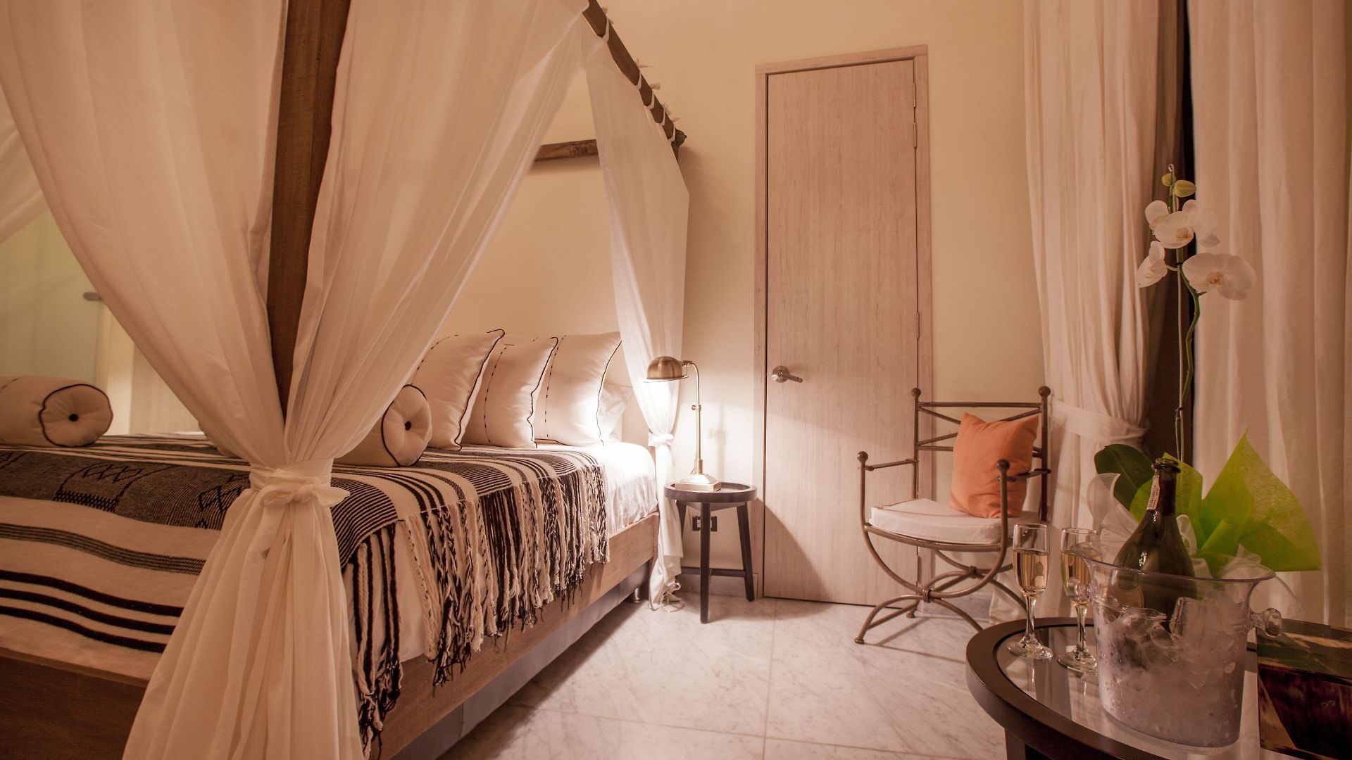 Casa De Alba Boutique