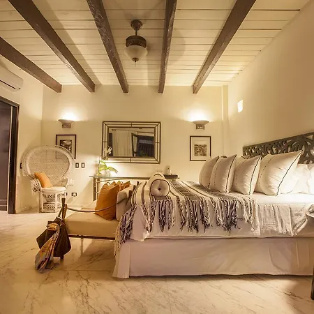 Casa De Alba Boutique